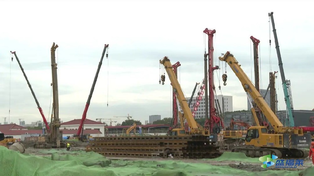 地下污水處理廠地面施工場景